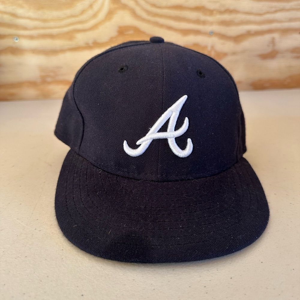 Atlanta Braves Baseball Cap with White Logo